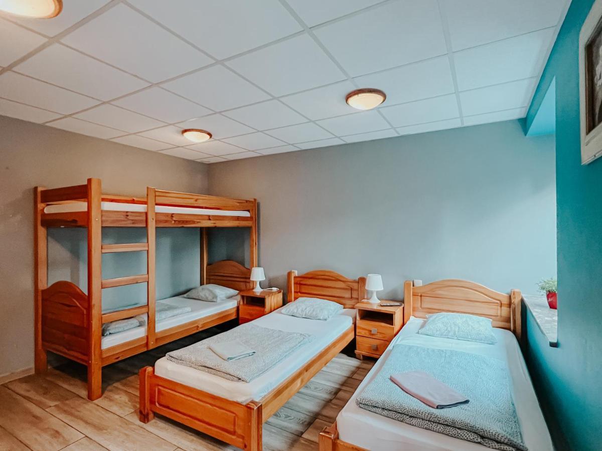 Hostel Filip Гданск Екстериор снимка