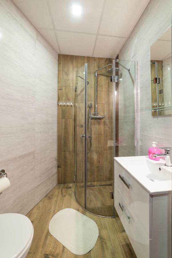 Hostel Filip Гданск Екстериор снимка